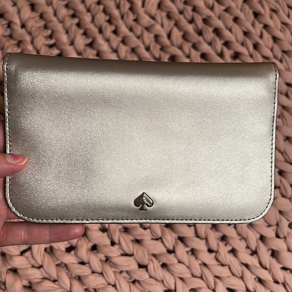 Excellent condition Kate Spade wallet! - Picture 7 of 7